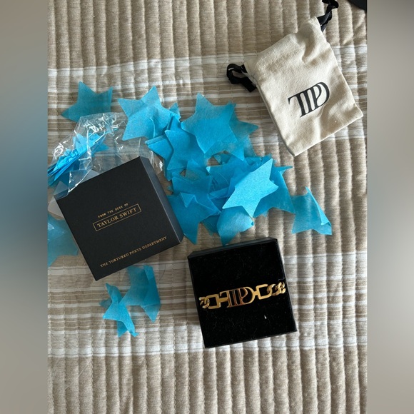 Taylor Swift Tortured Poets Bracelet Gold tone Never opened ! - Picture 2 of 9